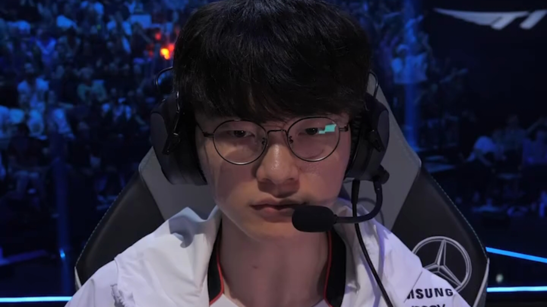 Faker在巴塞罗那比赛中爆冷，出色防守引发热议！